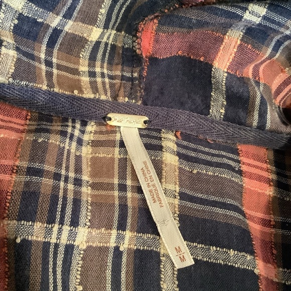 Free People Blue and Pink Popover Hooded Shirt Size Medium - Picture 2 of 8